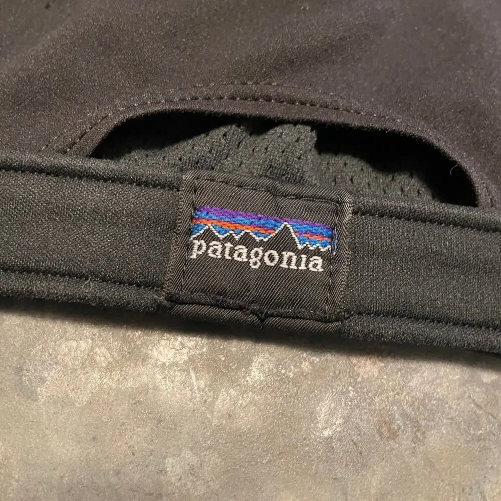 Vintage 90s Patagonia Sports Bra Black 34/36 BC USA Logo Yoga Gym Unpadded Lined